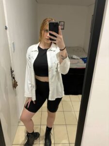 look4-225x300 Dicas de Looks para o Primeiro Encontro: Como Escolher a Roupa Perfeita para Impressionar Sem Perder a Essência